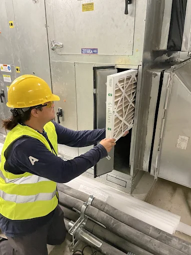Commercial HVAC air filter cleaning and maintenance service San Antonio